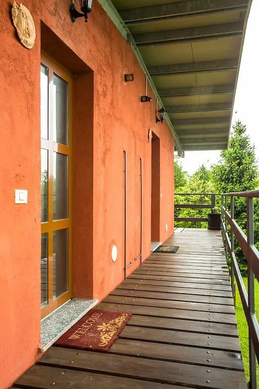 Agriturismo Jesson Rosamund Cantù 0*,